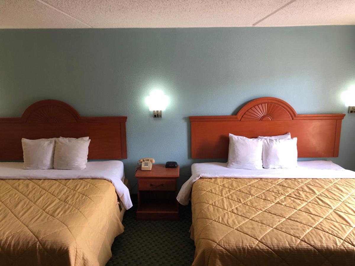 Rodeway Inn Joint Base Andrews Area Camp Springs Exterior photo